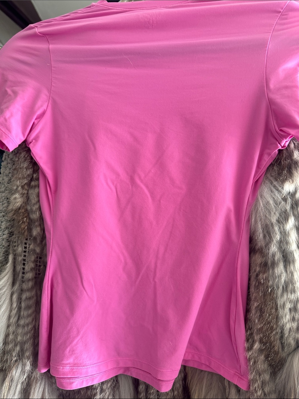 SKIMS Hot Pink Crewneck Tee - Picture 5 of 5